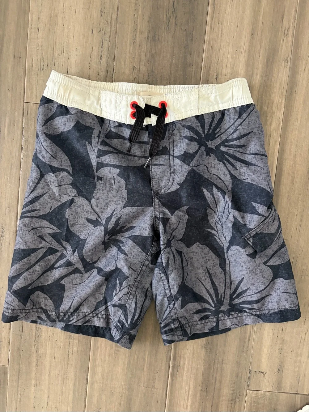 Boys Swim Trunks - Set of 2 - Size S (6/7)
